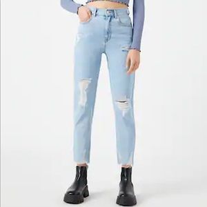 PULL&BEAR Ripped Mom Jeans